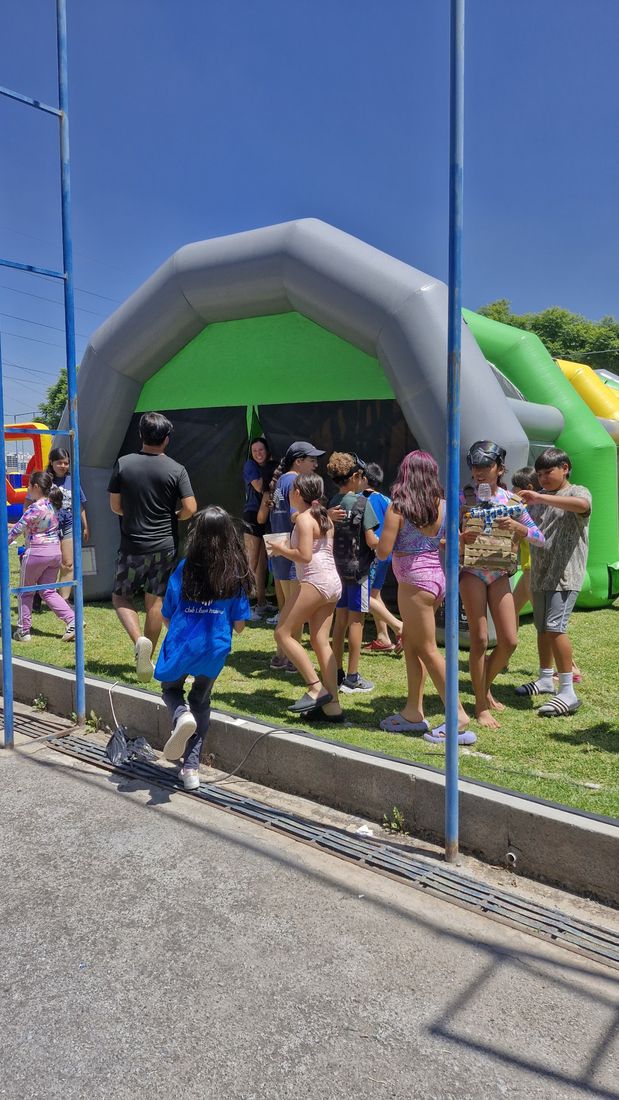 Atracciones al límite de Fiesta Party Rental en un evento en San Luis Potosí — foto 10