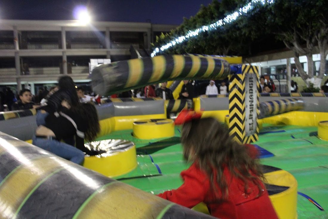 Inflables de Fiesta Party Rental en un evento en San Luis Potosí — foto 2