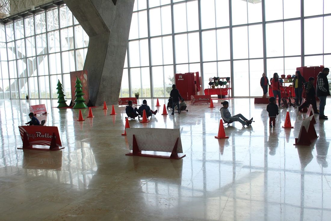 Cine y fogatero de Fiesta Party Rental en un evento en San Luis Potosí — foto 1