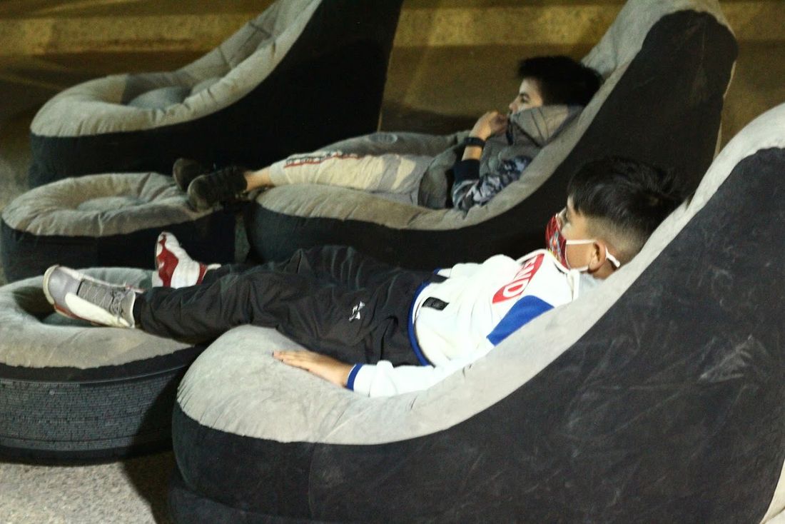 Cine y fogatero de Fiesta Party Rental en un evento en San Luis Potosí — foto 6