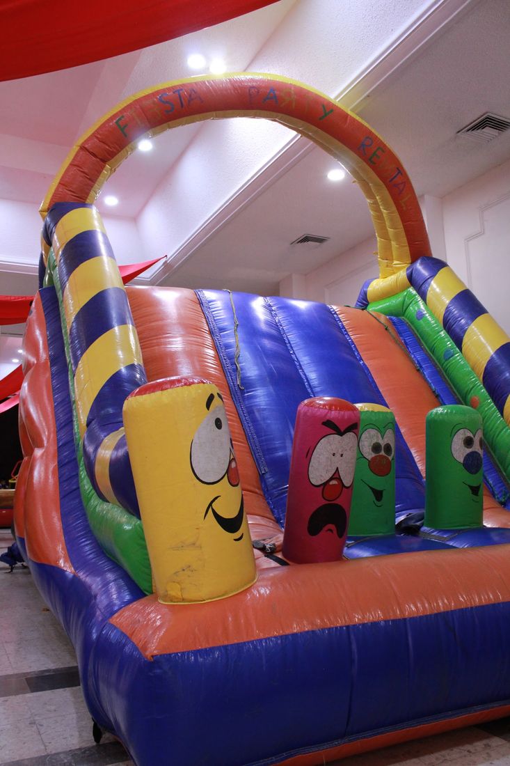 Inflables de Fiesta Party Rental en un evento en San Luis Potosí — foto 12