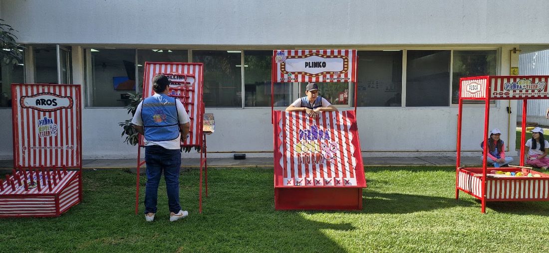 Juegos de feria de Fiesta Party Rental en un evento en San Luis Potosí — foto 4
