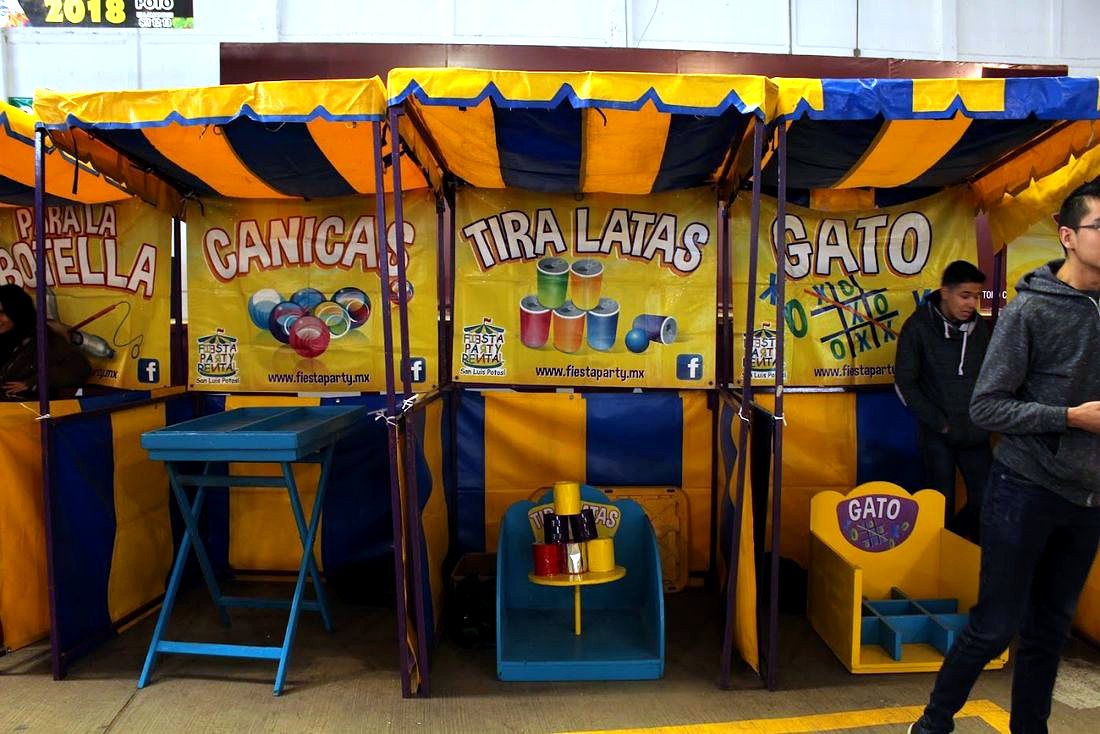 Juegos de feria de Fiesta Party Rental en un evento en San Luis Potosí — foto 10