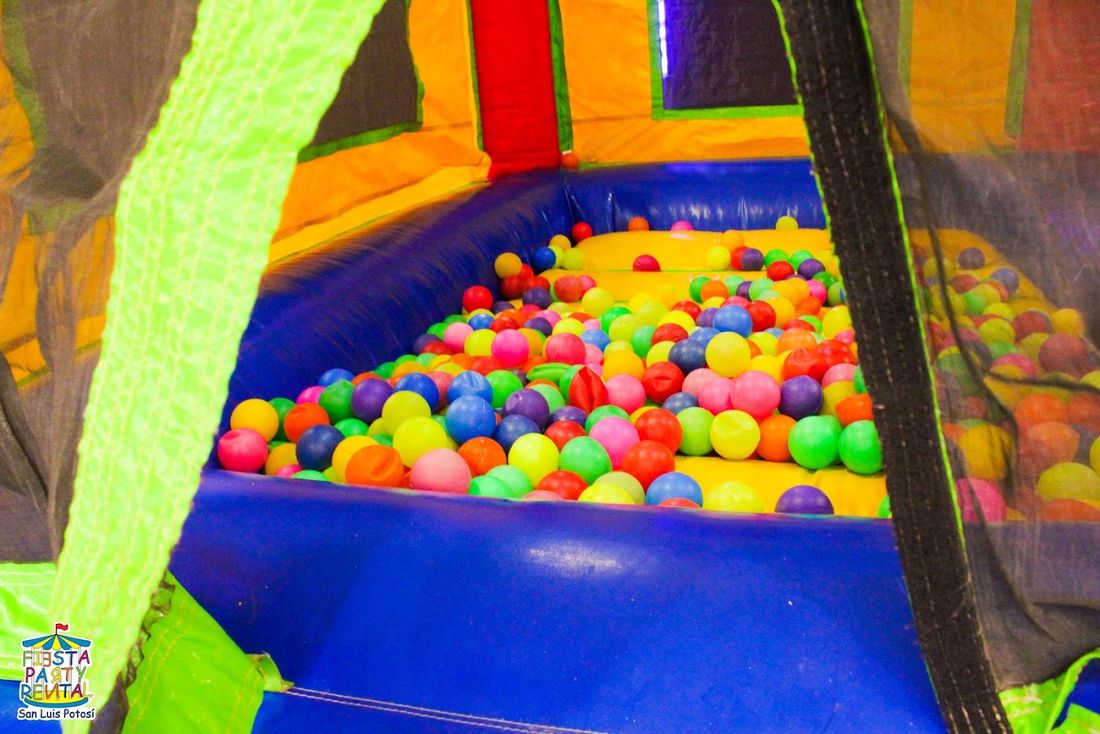 Ludoteca de Fiesta Party Rental en un evento en San Luis Potosí — foto 4