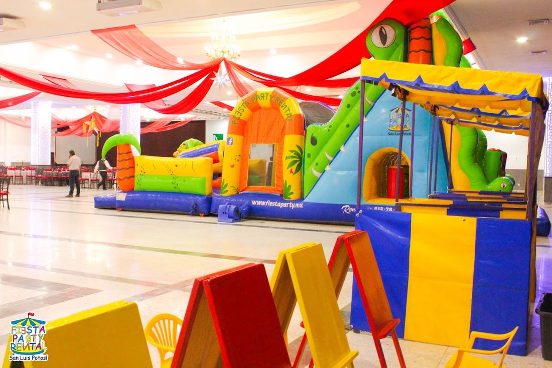 Mobiliario de Fiesta Party Rental en un evento en San Luis Potosí — foto 2