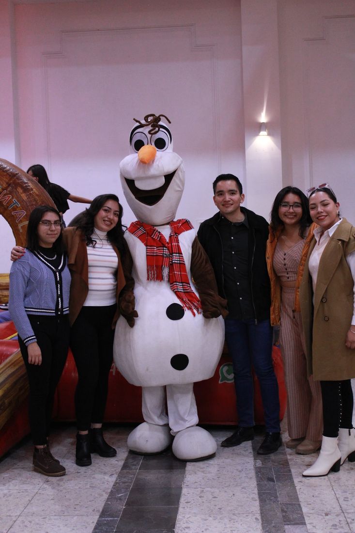 Shows y botargas de Fiesta Party Rental en un evento en San Luis Potosí — foto 2