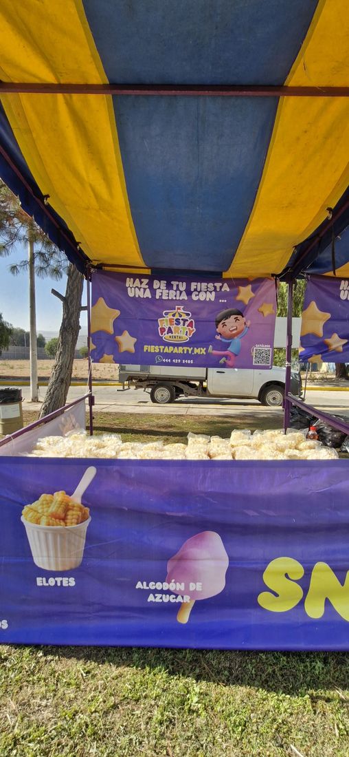 Snacks y banquete de Fiesta Party Rental en un evento en San Luis Potosí — foto 1